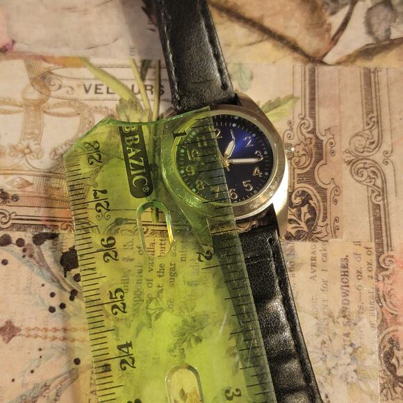 Vintage Watches Blue Dial Japan Quartz Unbranded Gold Numbered Leather Strap - Picture 5 of 10